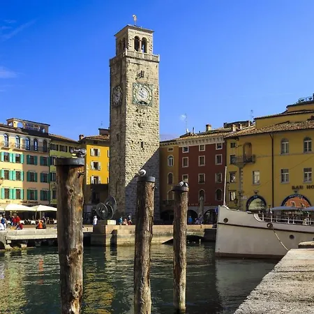 Antica Contrada Apartment Riva del Garda Buitenkant foto