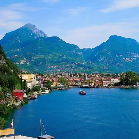 Antica Contrada Apartment Riva del Garda Buitenkant foto